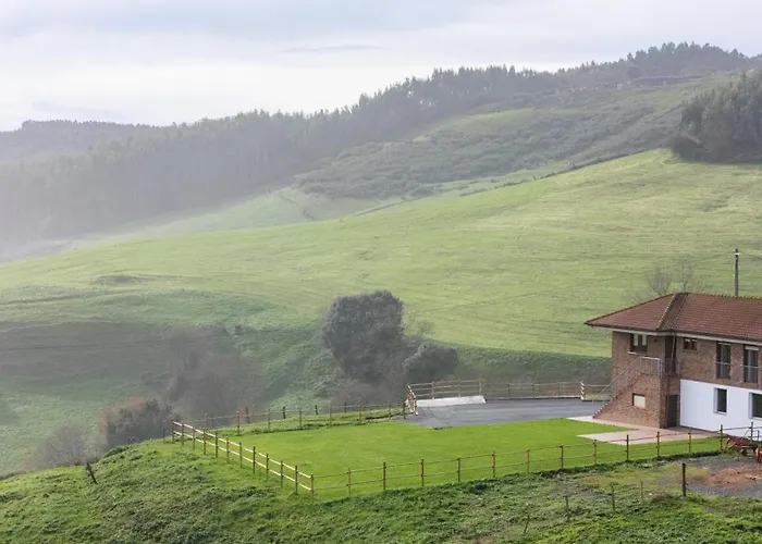 בית נופש Seles *